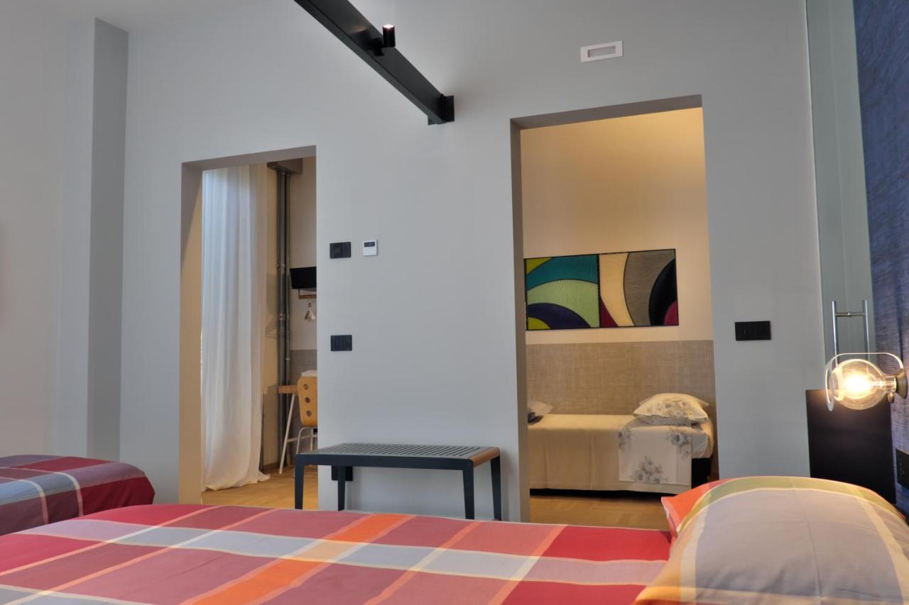 Invento Bnb Unconventional Maison Civitanova Marche Bagian luar foto
